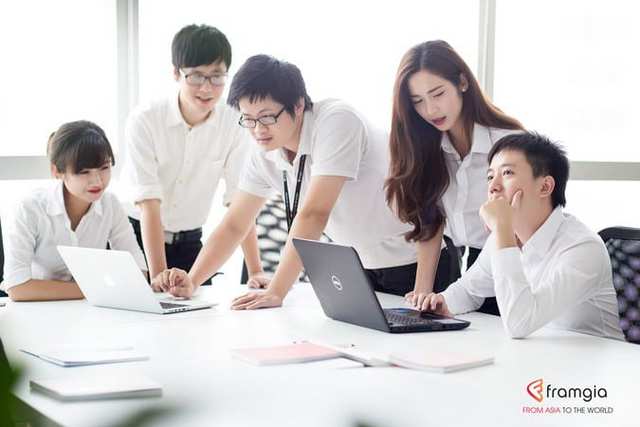 girls-in-office