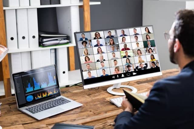 phỏng vấn online